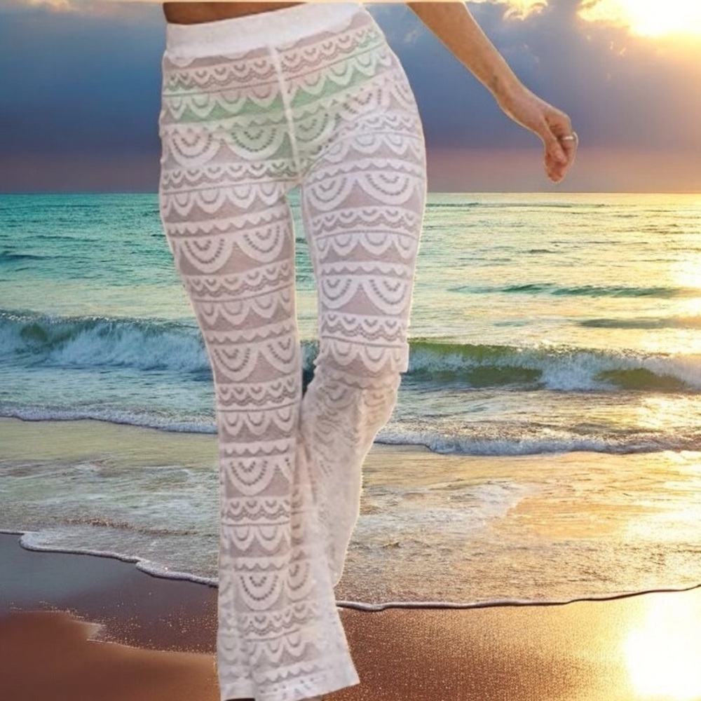 NWT CUPSHE Vanessa Lace Flare High Waist Coverup Pants Size Large - Picture 3 of 4